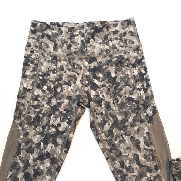 MONA B CAMO STIRRUP LEGGINGS - Picture 4 of 10